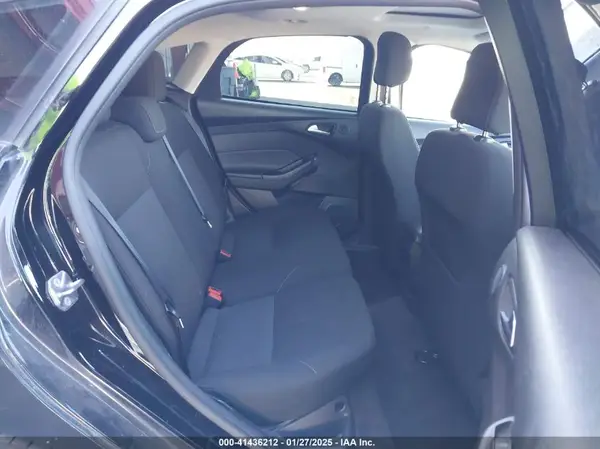 1FADP3M2XJL304601 2018 FORD FOCUS - Image 8