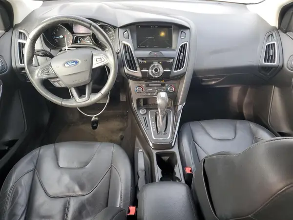 1FADP3N20GL249535 2016 FORD FOCUS - Image 8