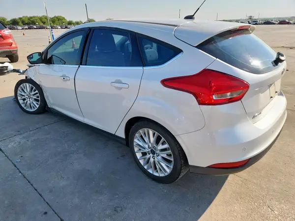 1FADP3N20GL314951 2016 FORD FOCUS - Image 2