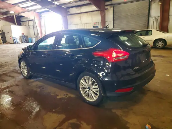 1FADP3N20GL346637 2016 FORD FOCUS - Image 2