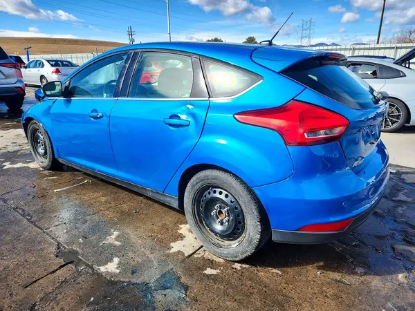 1FADP3N20GL369433 2016 FORD FOCUS - Image 2