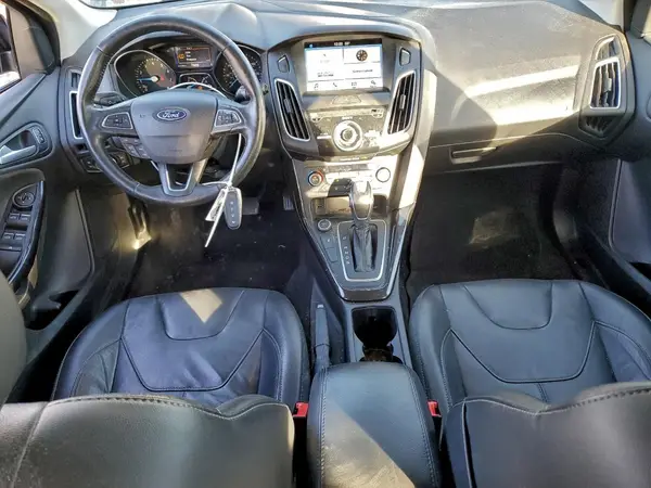 1FADP3N20HL219050 2017 FORD FOCUS - Image 8