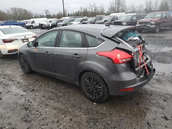 1FADP3N20HL255210 2017 FORD FOCUS - Image 2