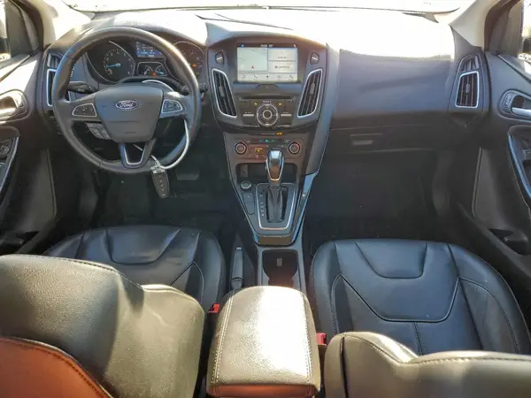 1FADP3N20HL272265 2017 FORD FOCUS - Image 8