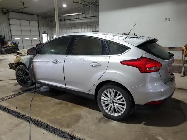 1FADP3N20HL274033 2017 FORD FOCUS - Image 2