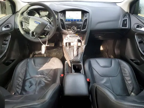 1FADP3N20HL292984 2017 FORD FOCUS - Image 8