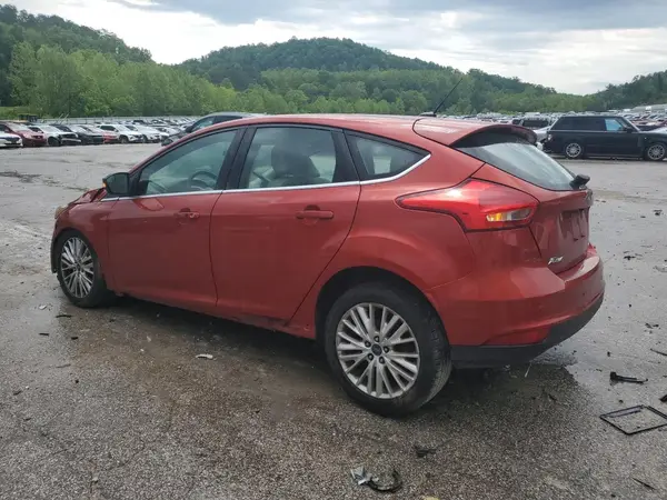 1FADP3N20JL295860 2018 FORD FOCUS - Image 2