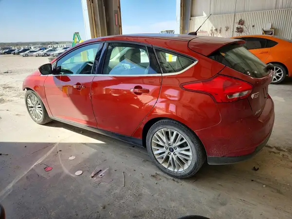 1FADP3N20JL314018 2018 FORD FOCUS - Image 2