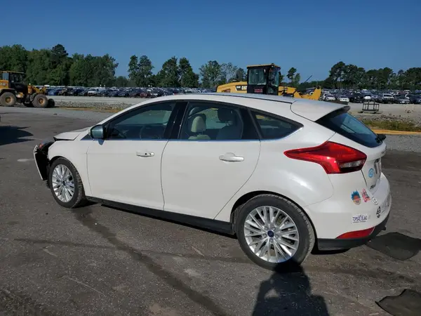1FADP3N20JL332678 2018 FORD FOCUS - Image 2
