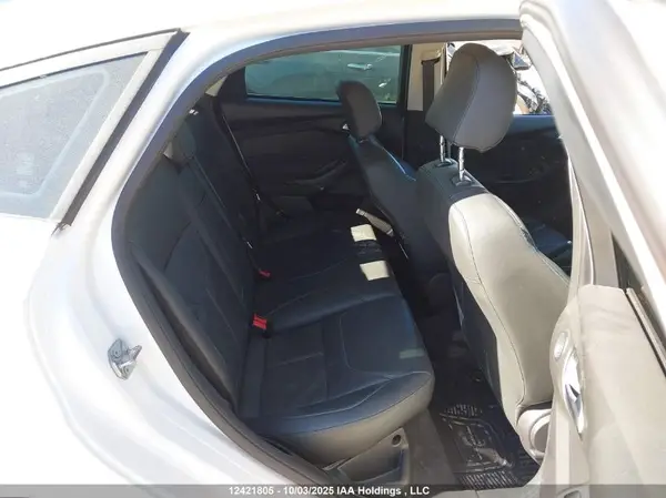 1FADP3N21GL206273 2016 FORD FOCUS - Image 8
