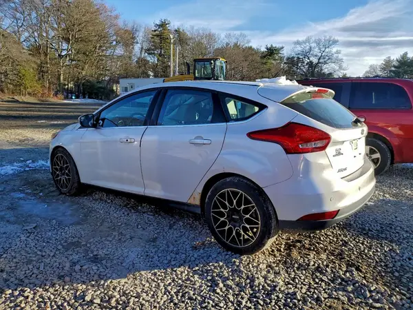 1FADP3N21GL222926 2016 FORD FOCUS - Image 2