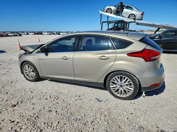 1FADP3N21GL259930 2016 FORD FOCUS - Image 2