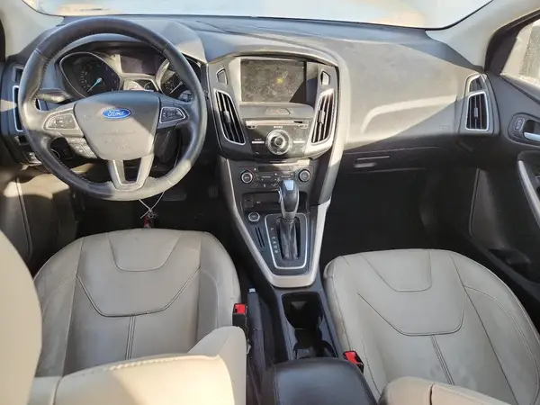 1FADP3N21GL271527 2016 FORD FOCUS - Image 8