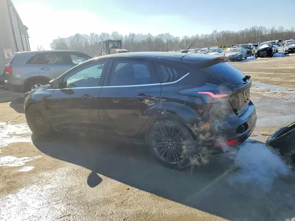1FADP3N21GL285685 2016 FORD FOCUS - Image 2