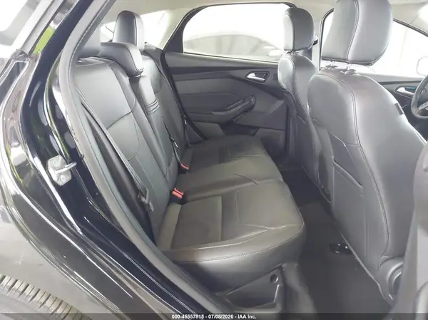 1FADP3N21GL351619 2016 FORD FOCUS - Image 8