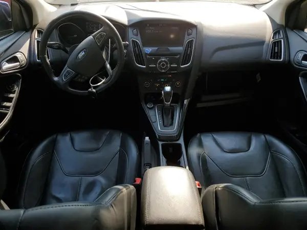 1FADP3N21HL255409 2017 FORD FOCUS - Image 8