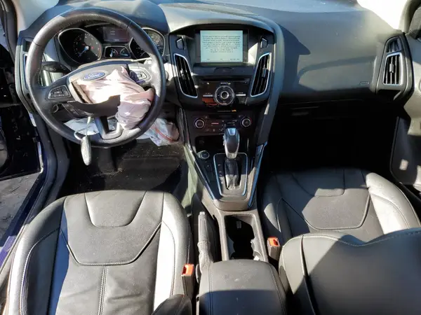 1FADP3N21HL283601 2017 FORD FOCUS - Image 8
