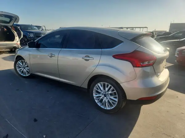 1FADP3N21HL299135 2017 FORD FOCUS - Image 2