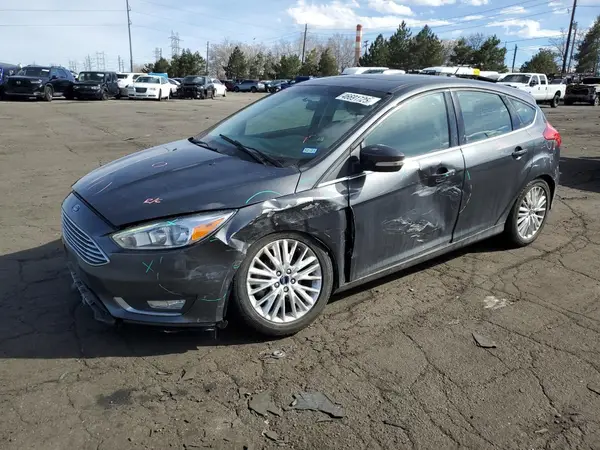 1FADP3N21JL204269 2018 FORD FOCUS - Image 1