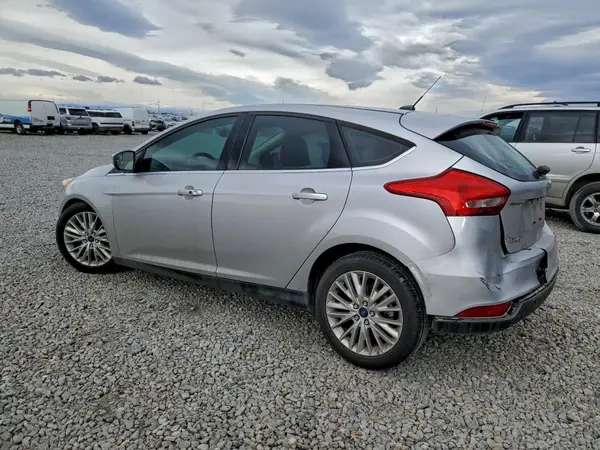1FADP3N21JL220293 2018 FORD FOCUS - Image 2