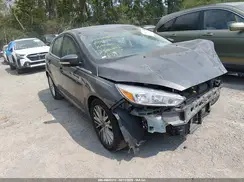 1FADP3N21JL252211 2018 FORD FOCUS