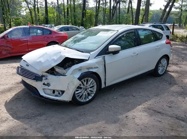 1FADP3N22GL239282 2016 FORD FOCUS - Image 2