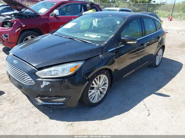 1FADP3N22GL307886 2016 FORD FOCUS - Image 2