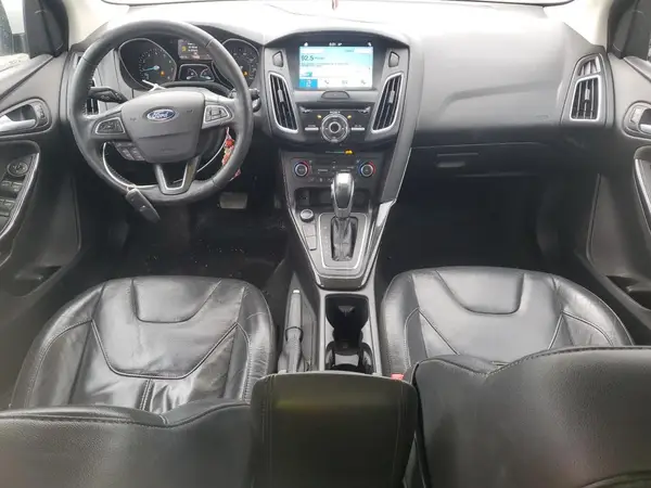 1FADP3N22GL318743 2016 FORD FOCUS - Image 8