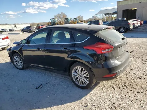 1FADP3N22GL319066 2016 FORD FOCUS - Image 2
