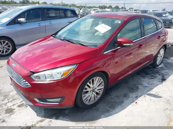 1FADP3N22GL329872 2016 FORD FOCUS - Image 2