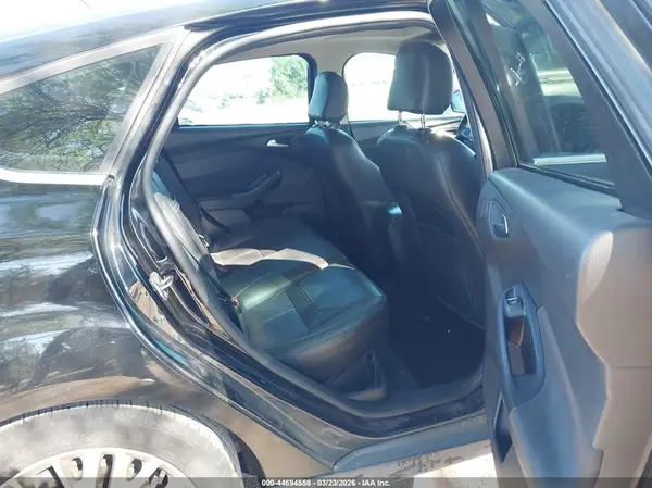 1FADP3N22GL395919 2016 FORD FOCUS - Image 8