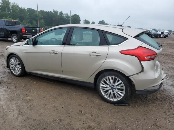 1FADP3N22HL221415 2017 FORD FOCUS - Image 2