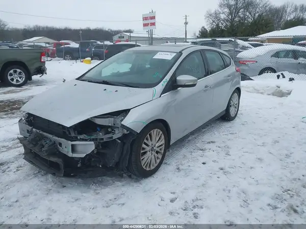 1FADP3N22HL268086 2017 FORD FOCUS - Image 2