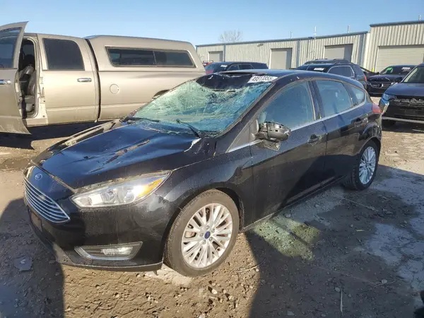 1FADP3N22HL287267 2017 FORD FOCUS - Image 1