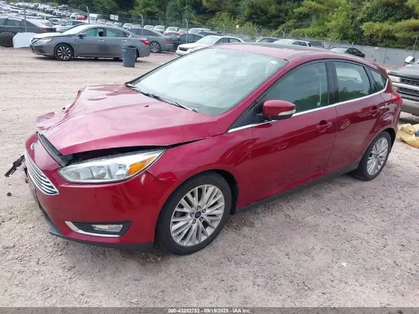 1FADP3N22HL302561 2017 FORD FOCUS - Image 2