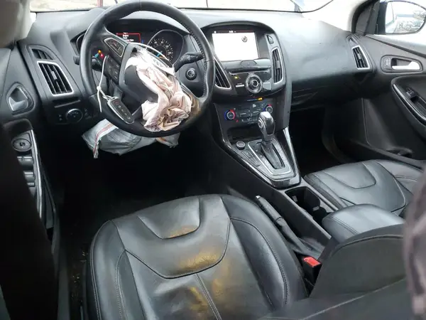 1FADP3N22HL331770 2017 FORD FOCUS - Image 8
