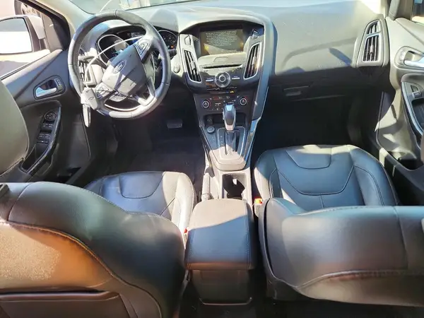 1FADP3N22HL343529 2017 FORD FOCUS - Image 8