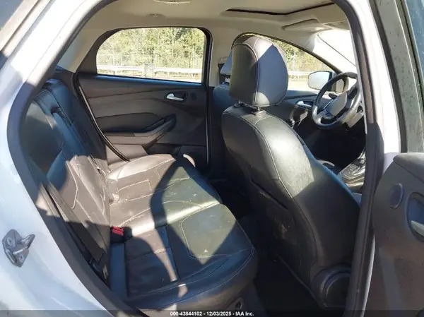 1FADP3N22JL226698 2018 FORD FOCUS - Image 8