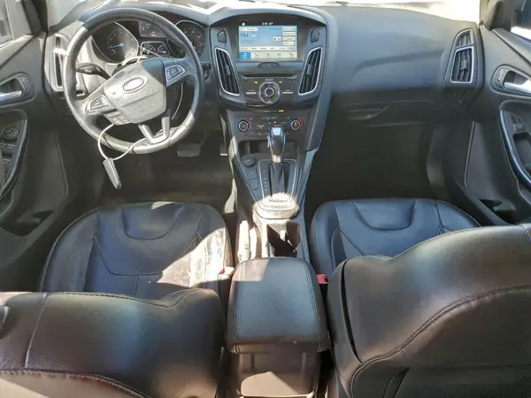 1FADP3N22JL241184 2018 FORD FOCUS - Image 8