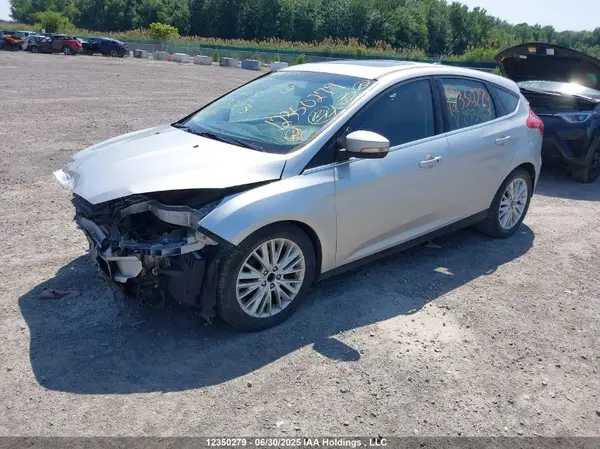 1FADP3N22JL253223 2018 FORD FOCUS - Image 2