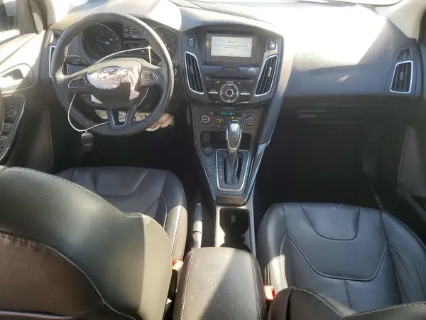 1FADP3N22JL284228 2018 FORD FOCUS - Image 8