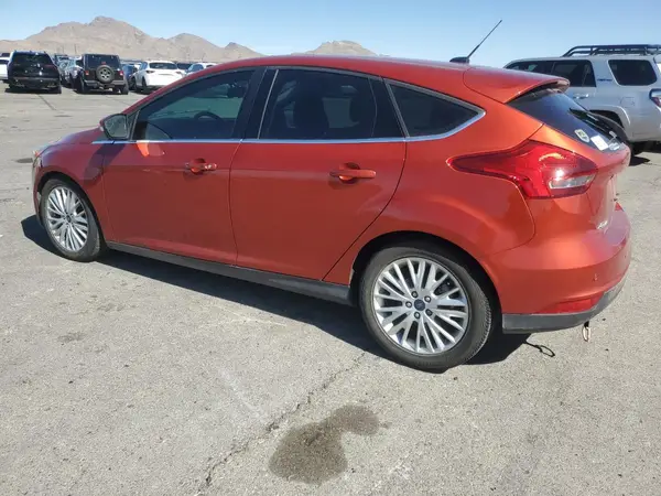 1FADP3N22JL331449 2018 FORD FOCUS - Image 2