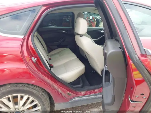 1FADP3N23GL224404 2016 FORD FOCUS - Image 8