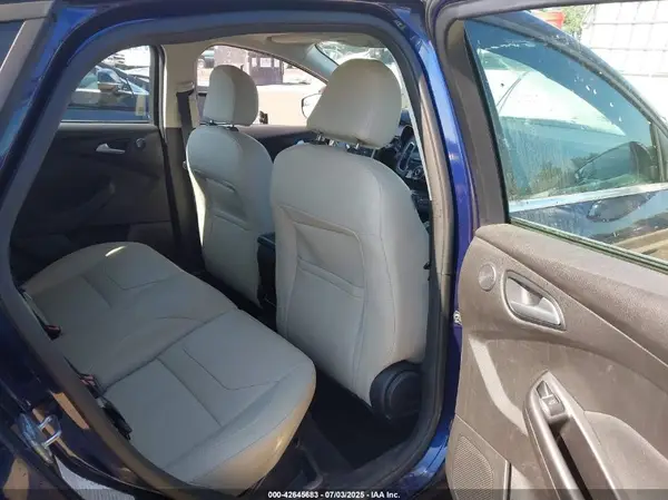 1FADP3N23GL231613 2016 FORD FOCUS - Image 8