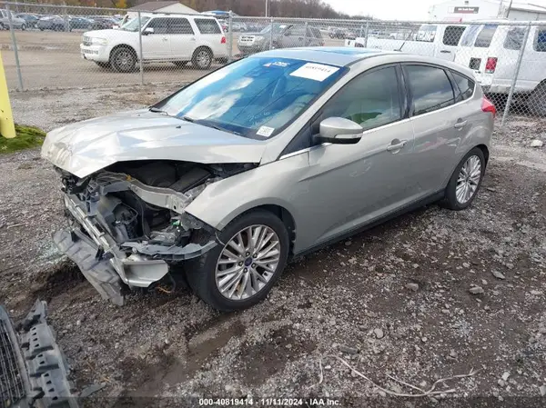 1FADP3N23GL263025 2016 FORD FOCUS - Image 2