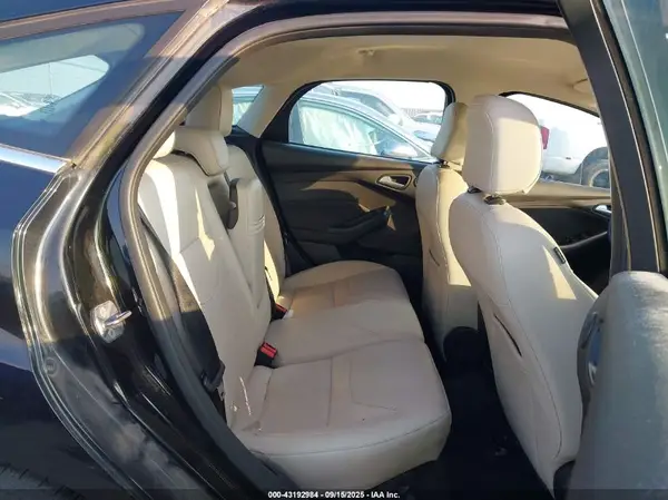 1FADP3N23GL339780 2016 FORD FOCUS - Image 8