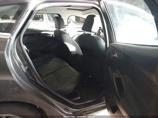 1FADP3N23GL372553 2016 FORD FOCUS - Image 8