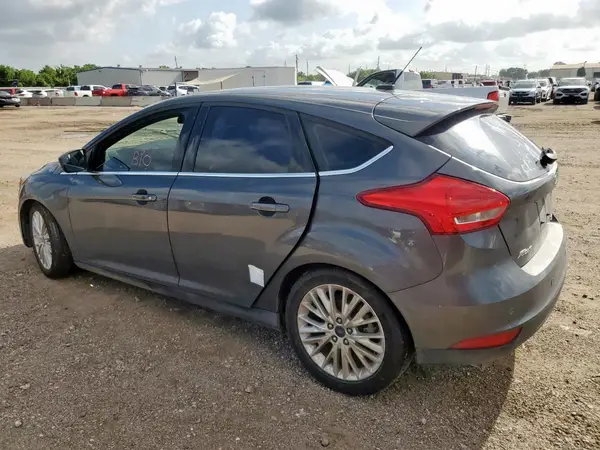 1FADP3N23GL407379 2016 FORD FOCUS - Image 2