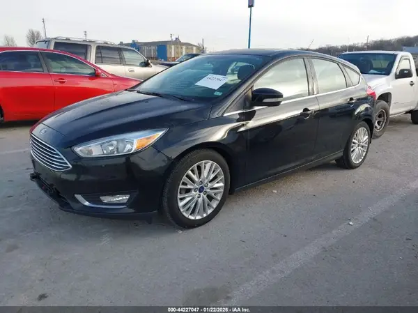 1FADP3N23HL272325 2017 FORD FOCUS - Image 2