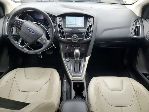 1FADP3N23HL277847 2017 FORD FOCUS - Image 8